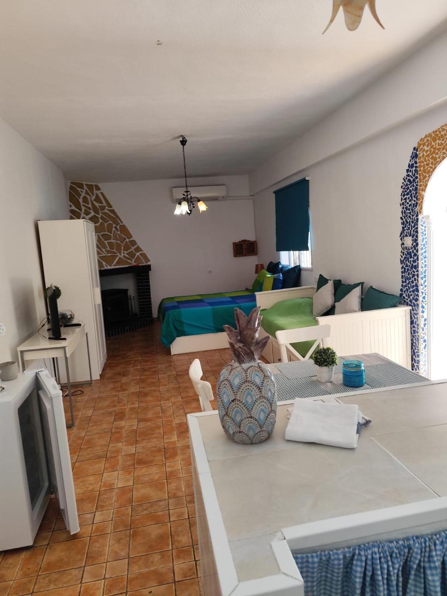 Studio Tropical Cullar Vega Luaran gambar