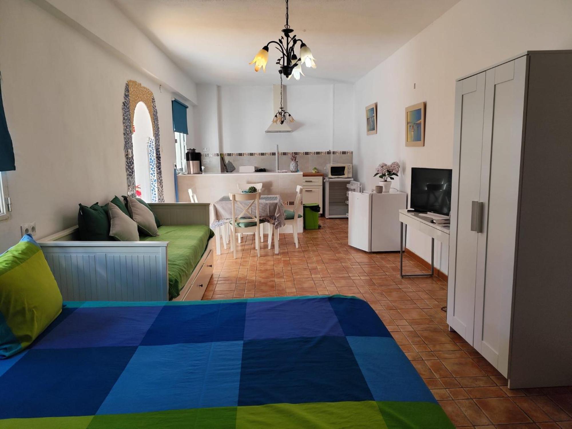Studio Tropical Cullar Vega Luaran gambar